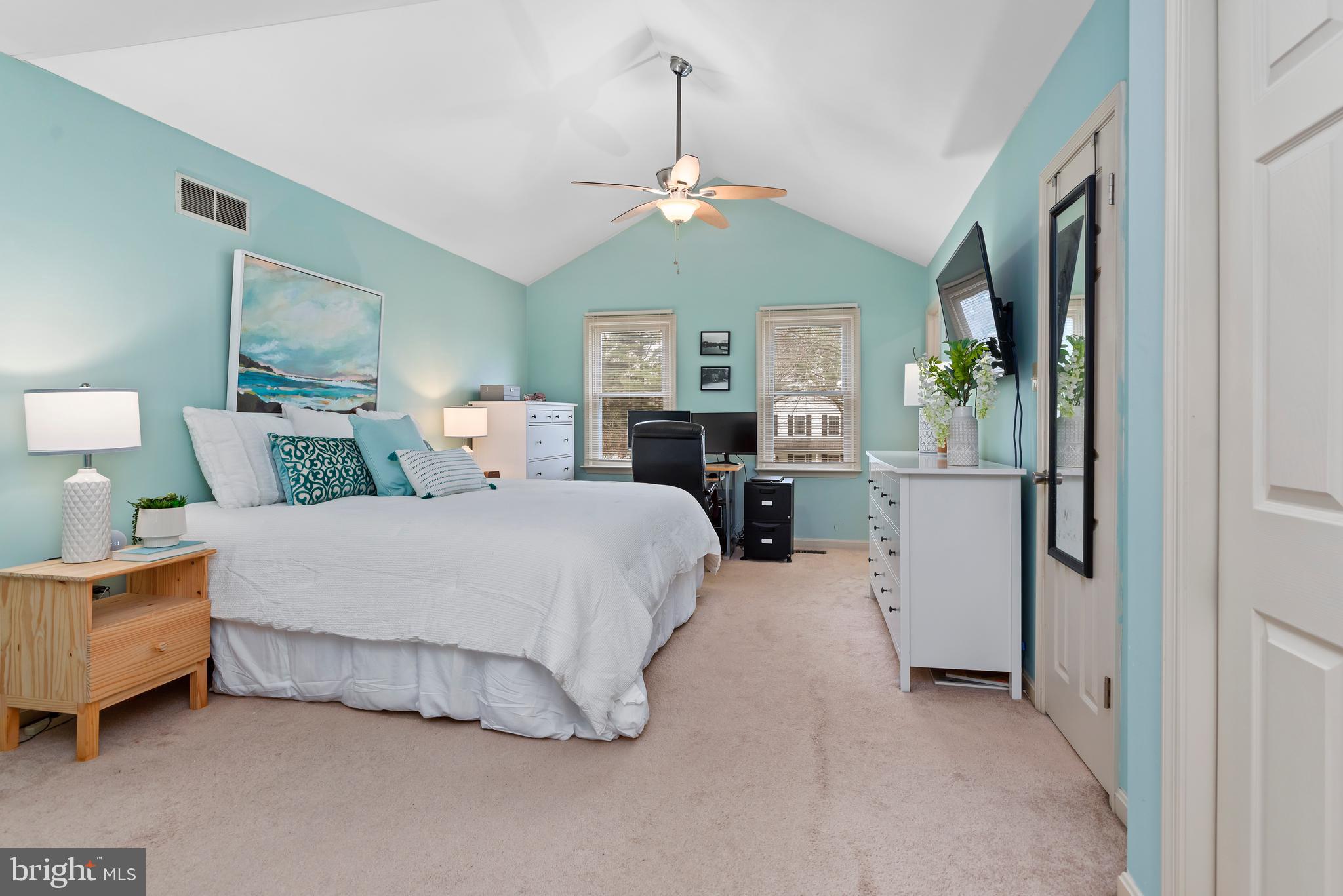 5619 Moreland Ct