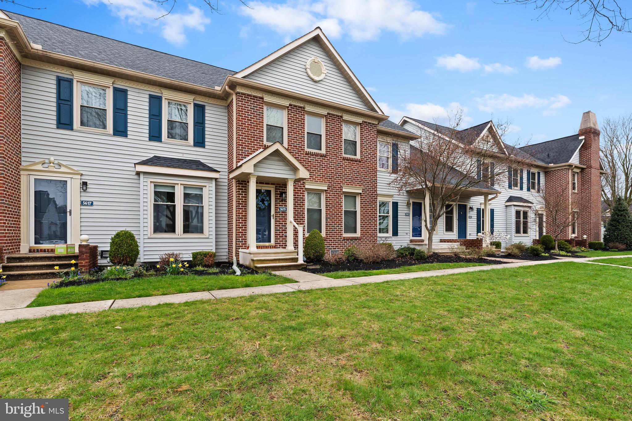 5619 Moreland Ct