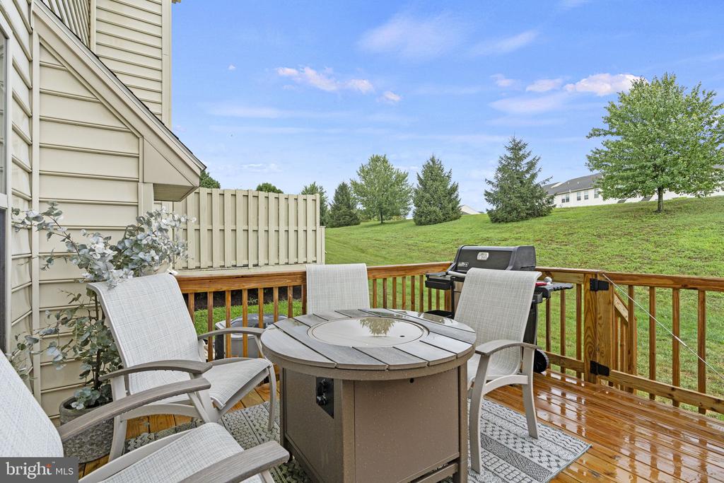 1913 Roxbury Ct