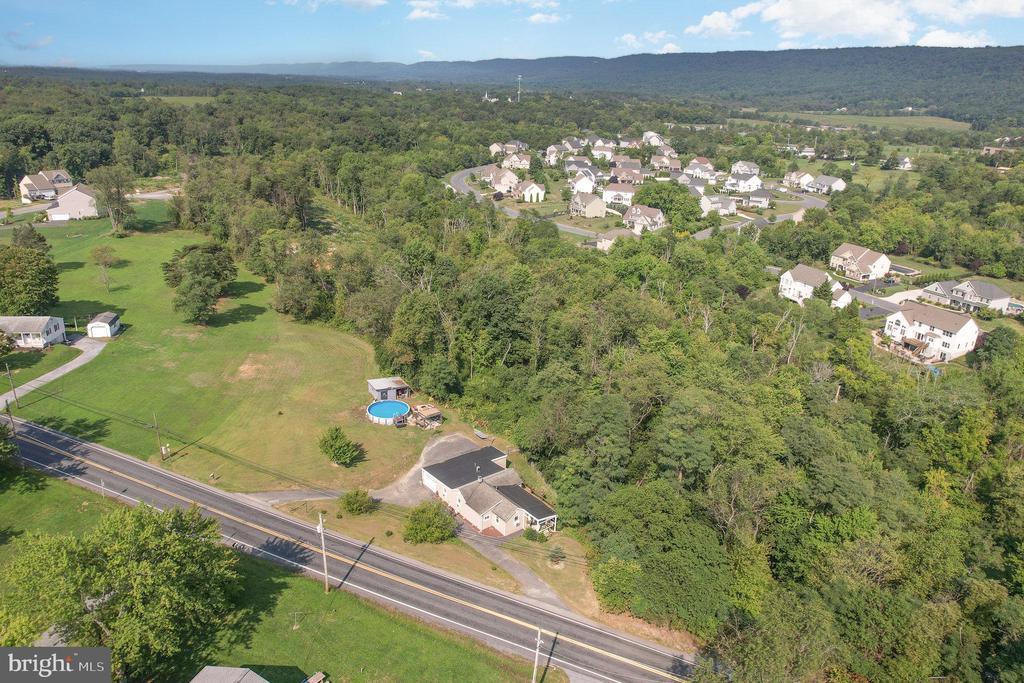 1885 Lambs Gap Rd