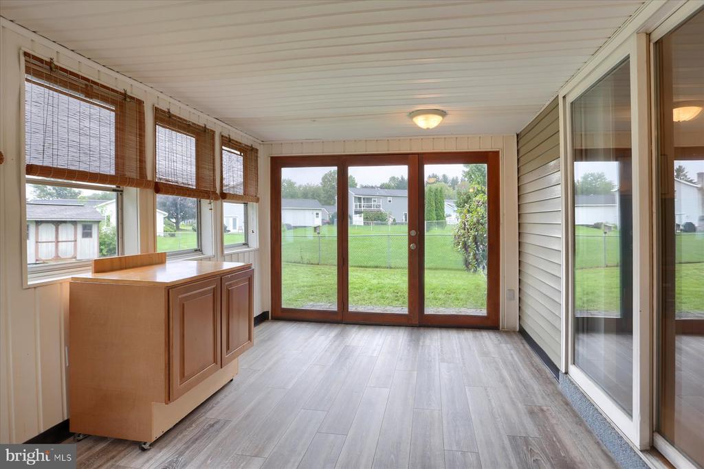 8 Bayberry Ct
