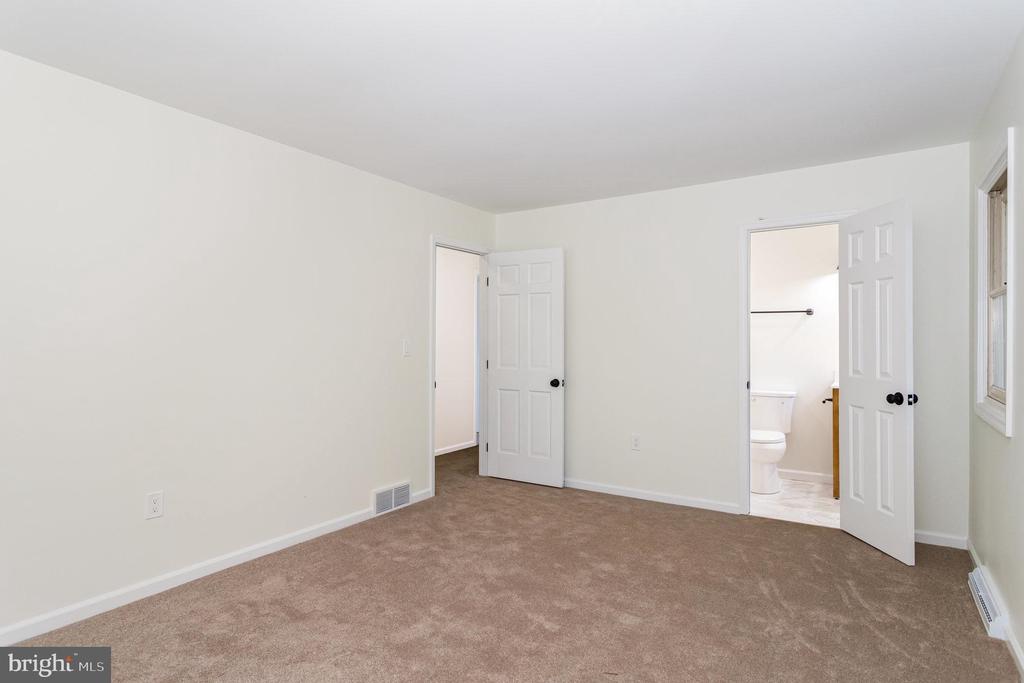3604 FRANKLIN AVENUE