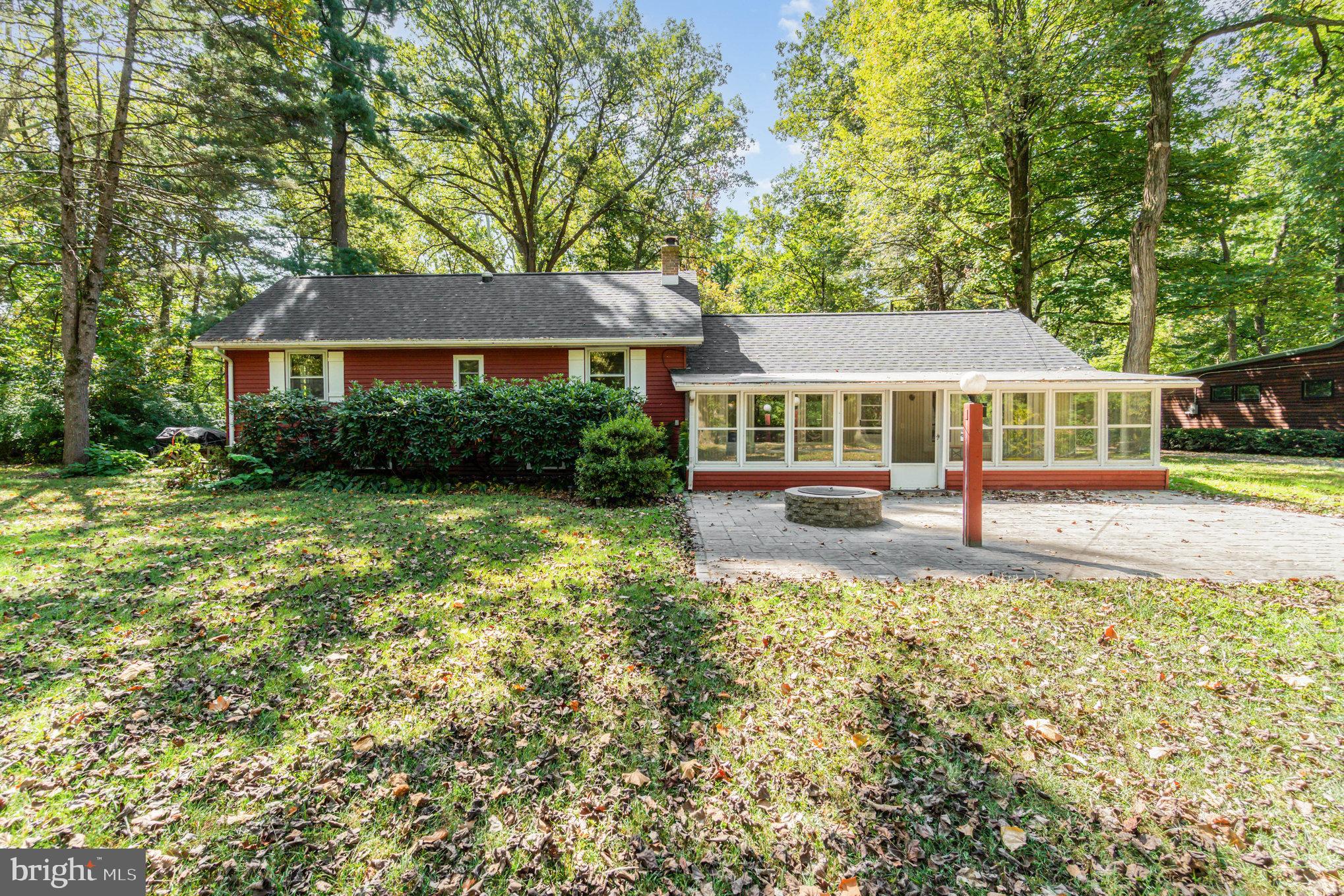 425 425 CRISWELL DRIVE