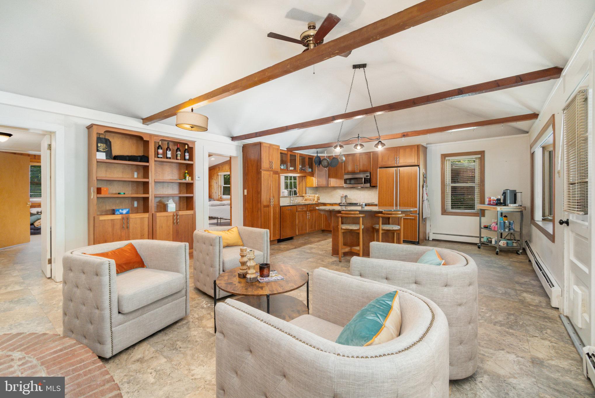 425 425 CRISWELL DRIVE