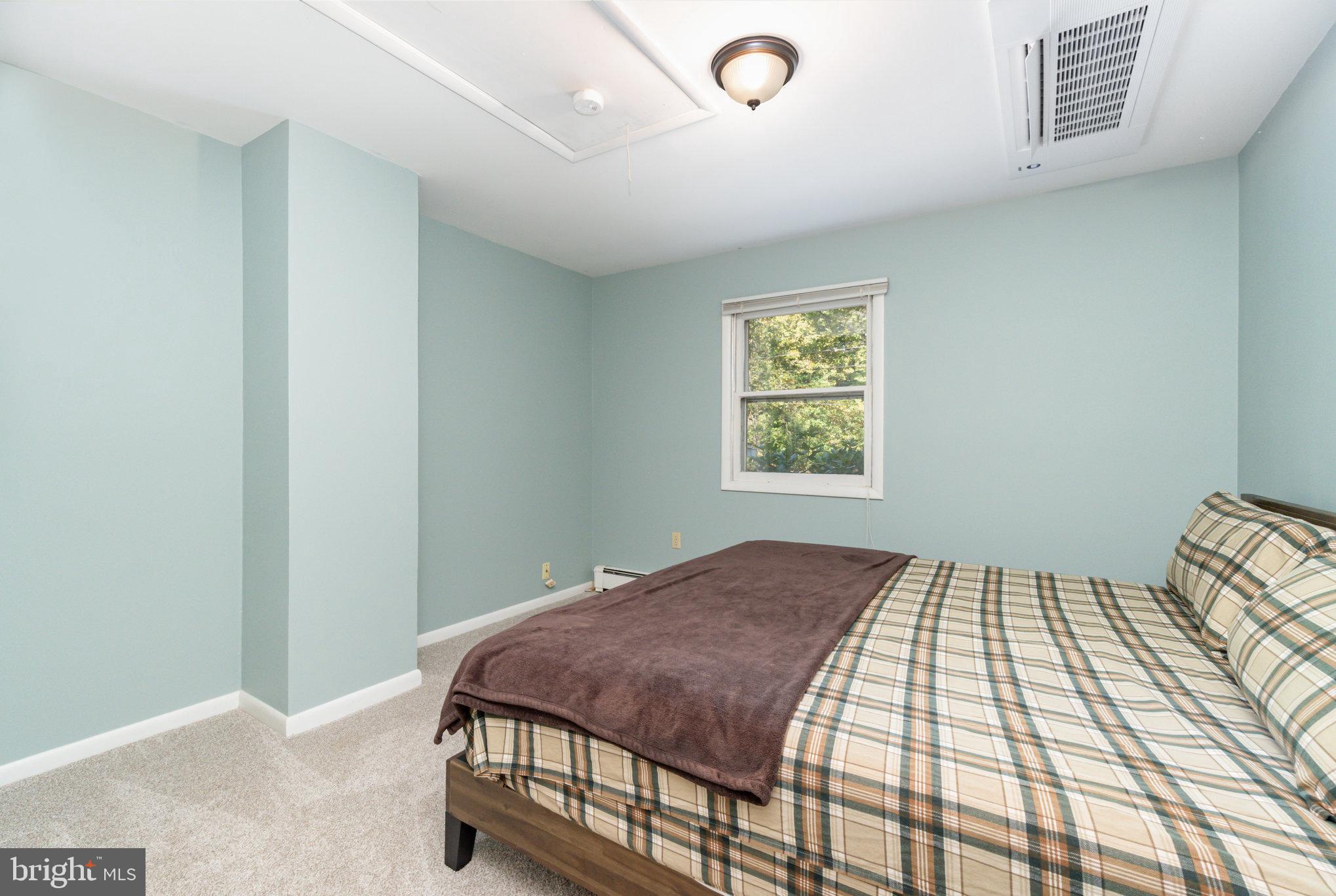 425 425 CRISWELL DRIVE