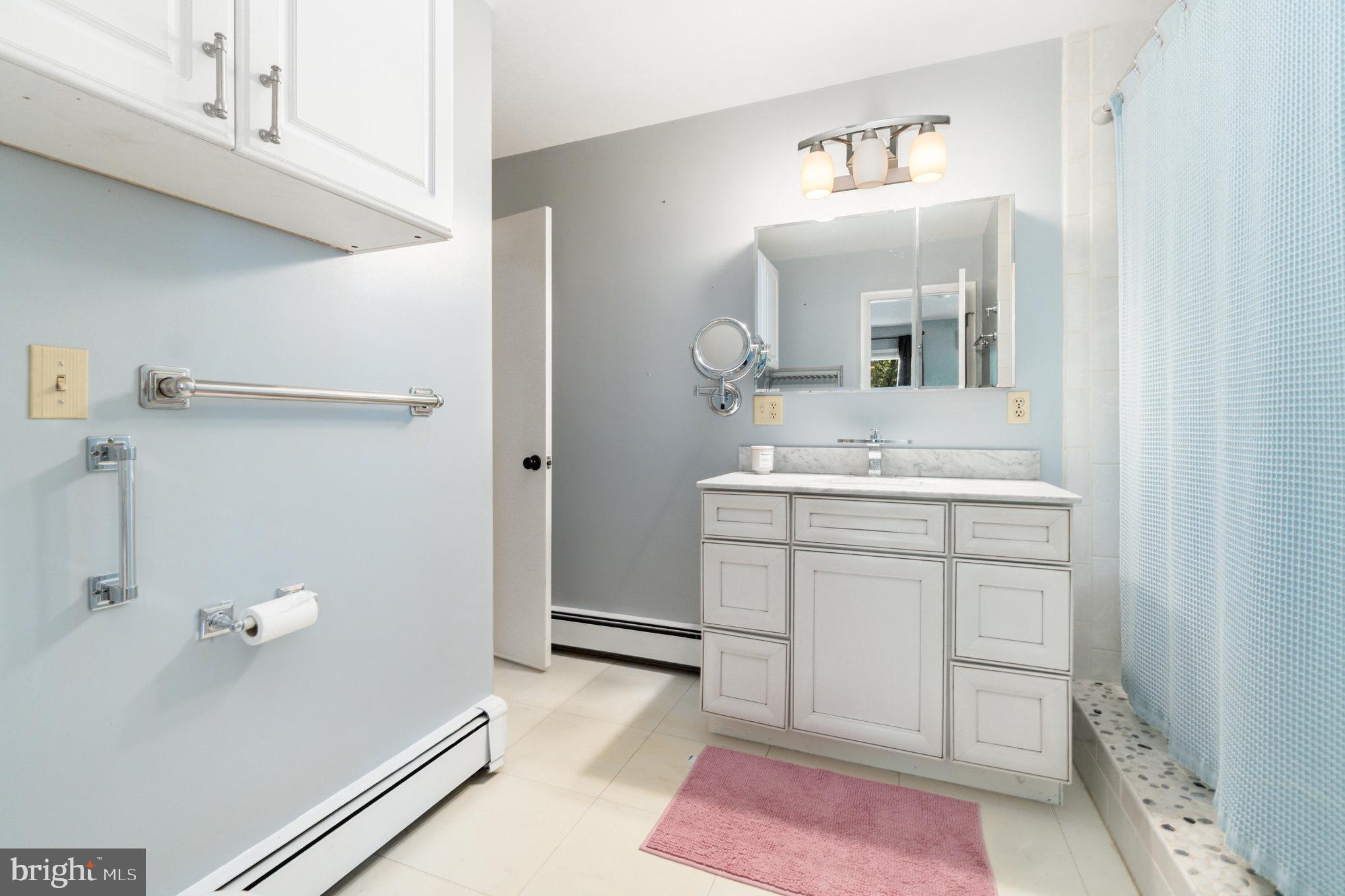 425 425 CRISWELL DRIVE