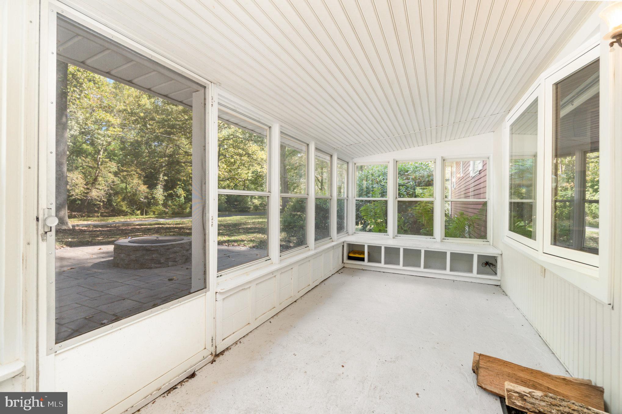 425 425 CRISWELL DRIVE