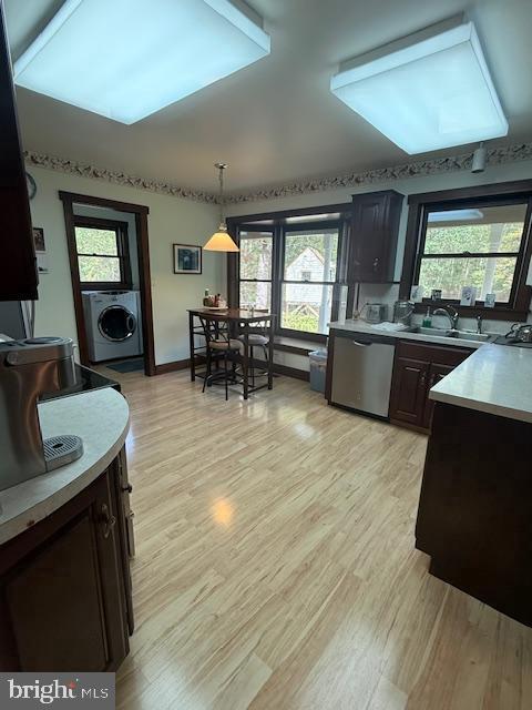 70 DEWALT DRIVE