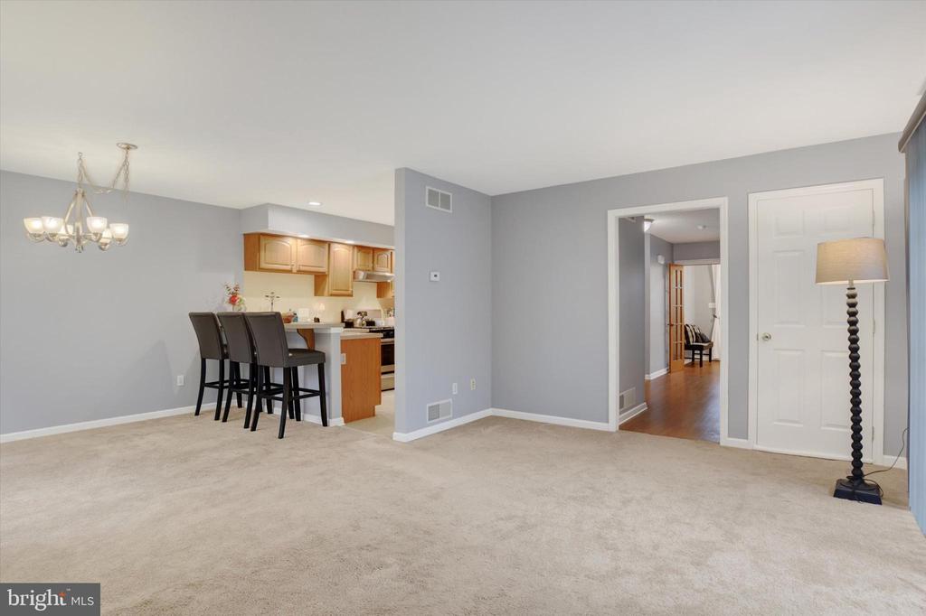 39 KEEFER WAY