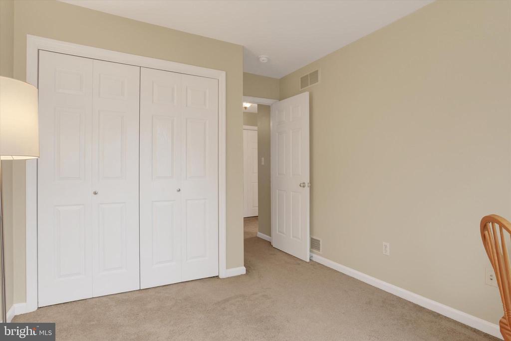 39 KEEFER WAY