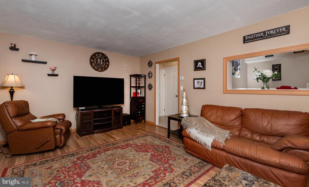 135 W VINE STREET
