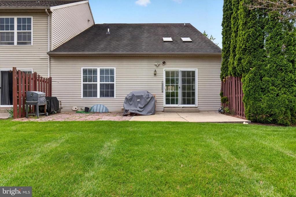 1126 CROSS CREEK DRIVE