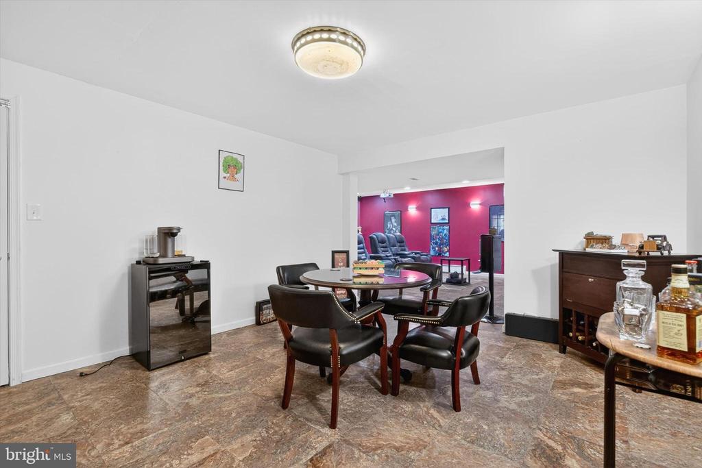 1126 CROSS CREEK DRIVE