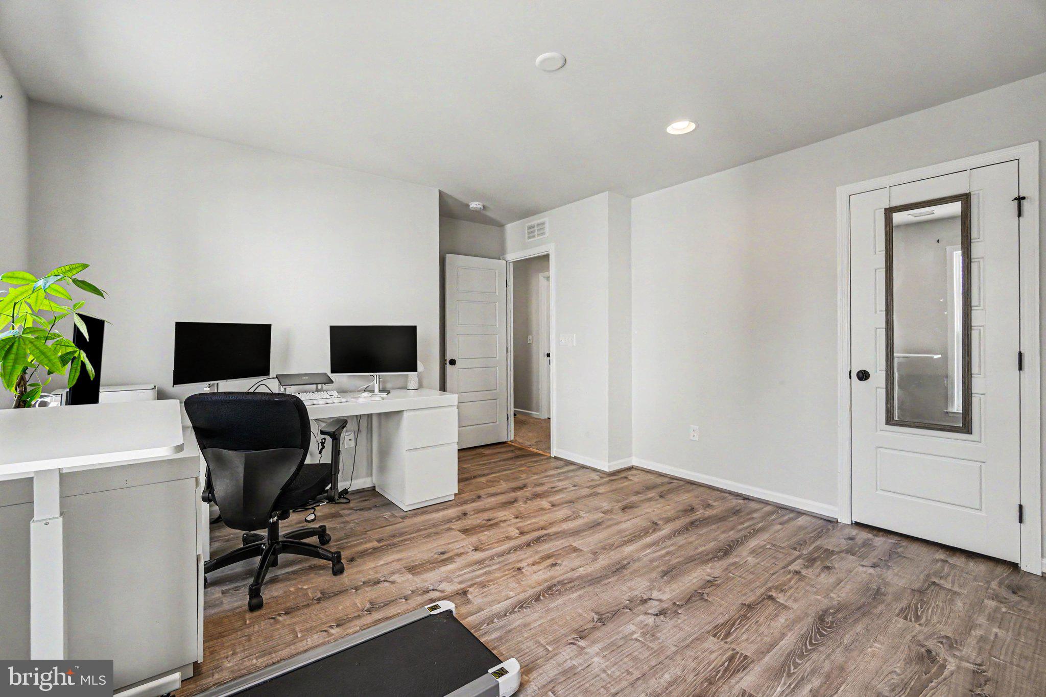 1318 REVIVAL DRIVE