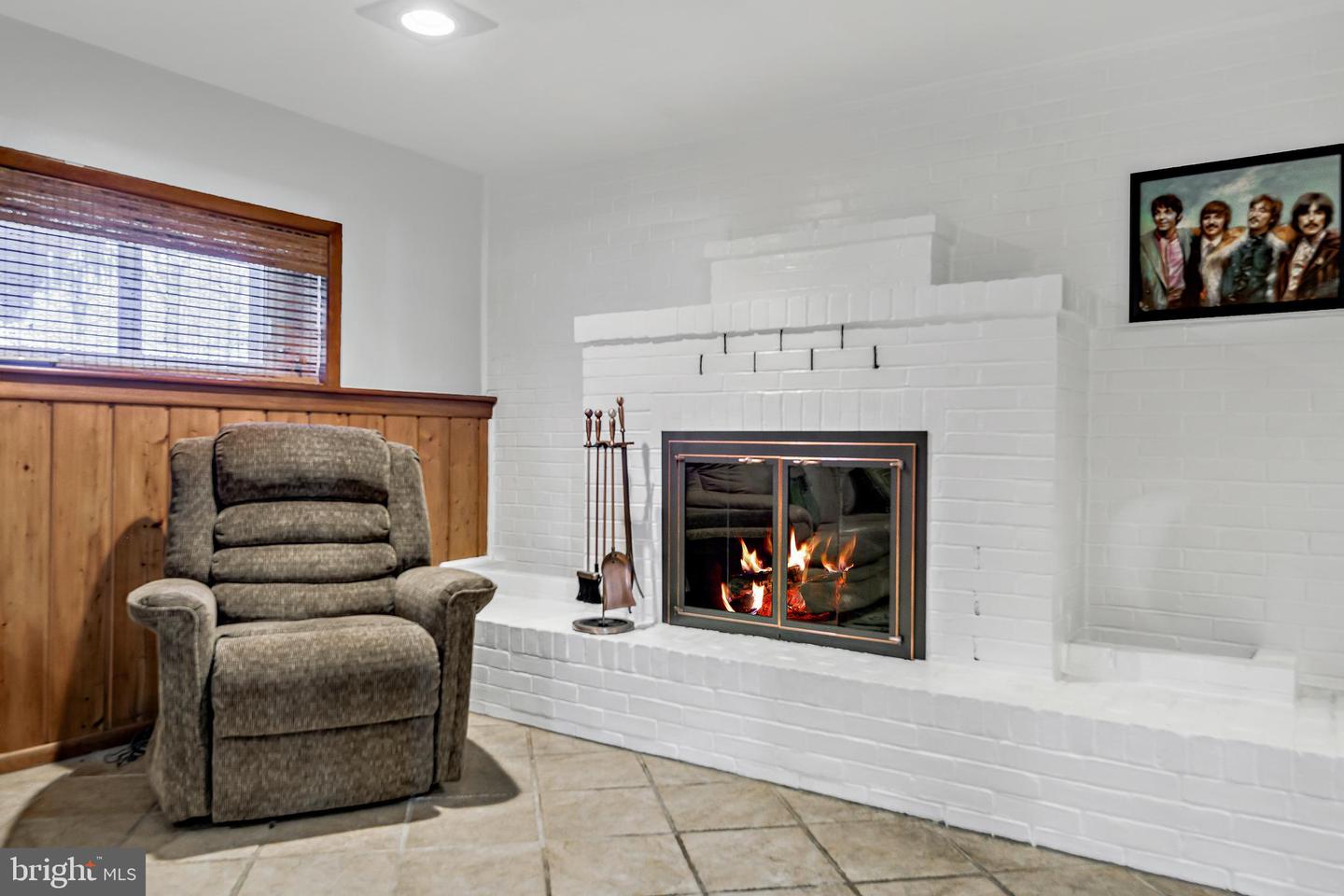 3824 Manor Dr