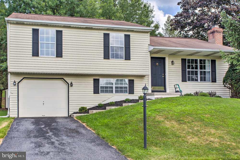 621 Lancaster Ave