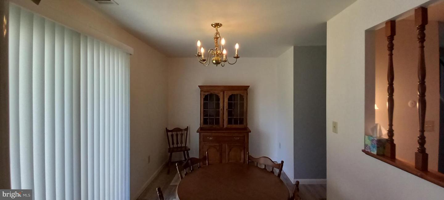 525 Mountain View Rd