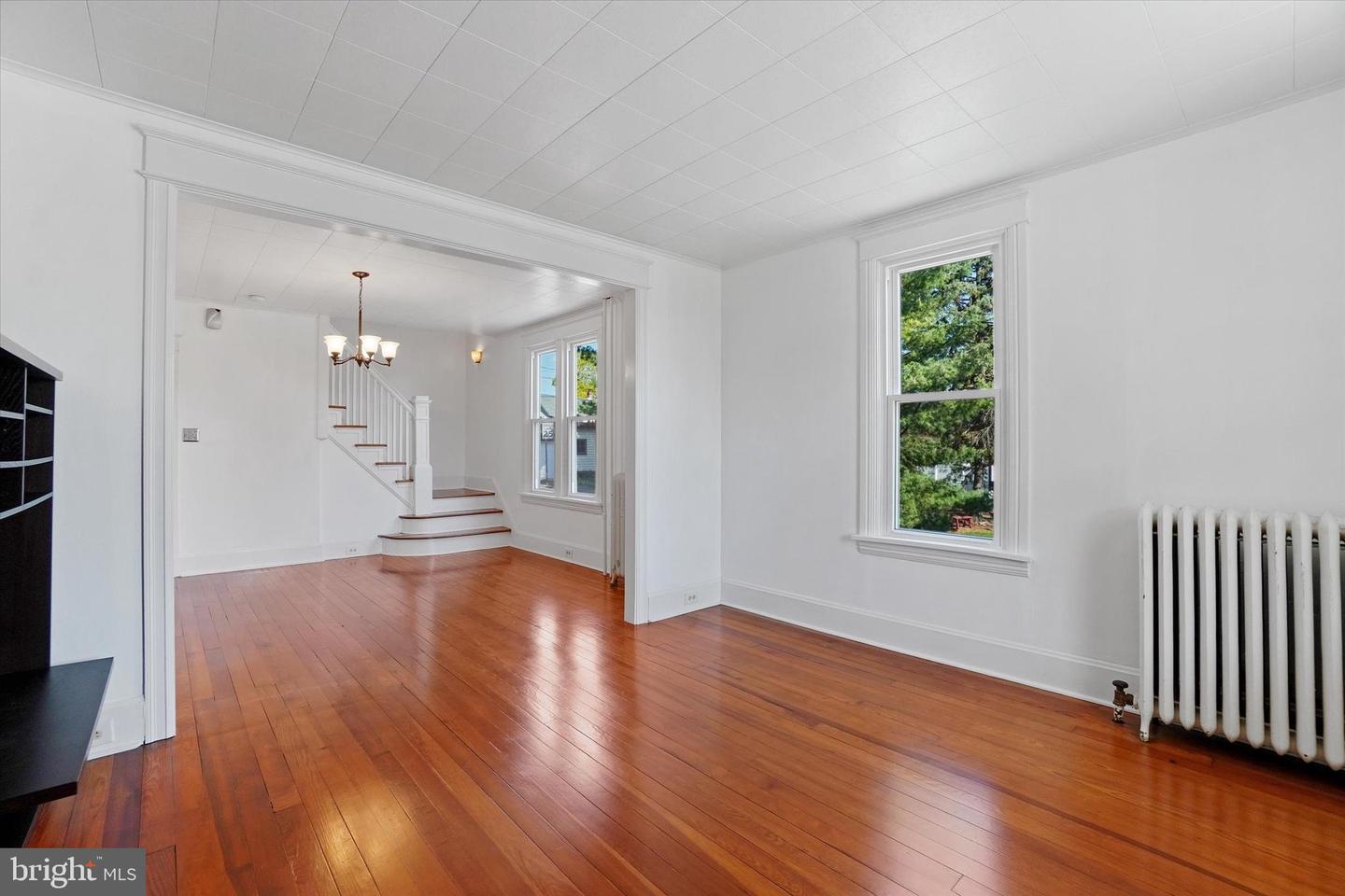 36 Fishburn St
