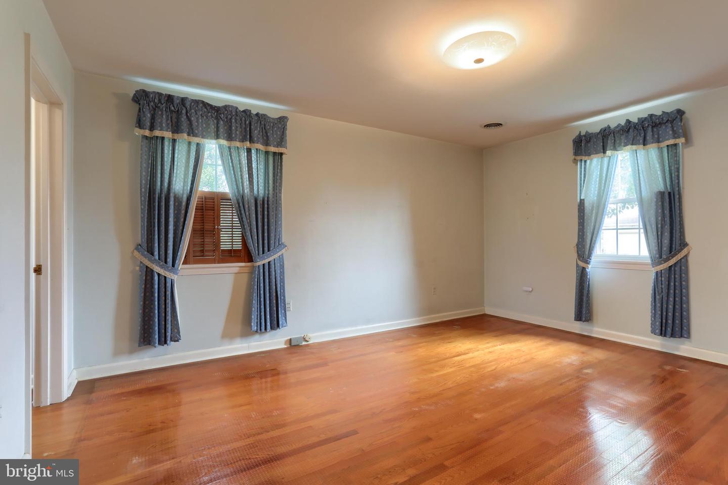 267 Redwood St