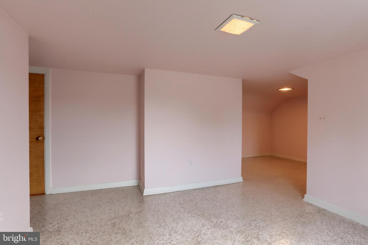 267 Redwood St