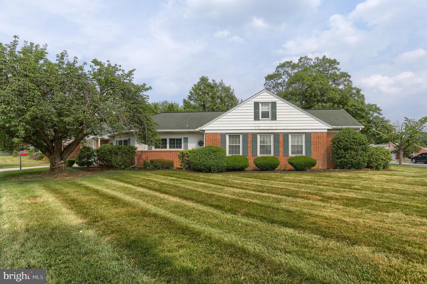 267 Redwood St