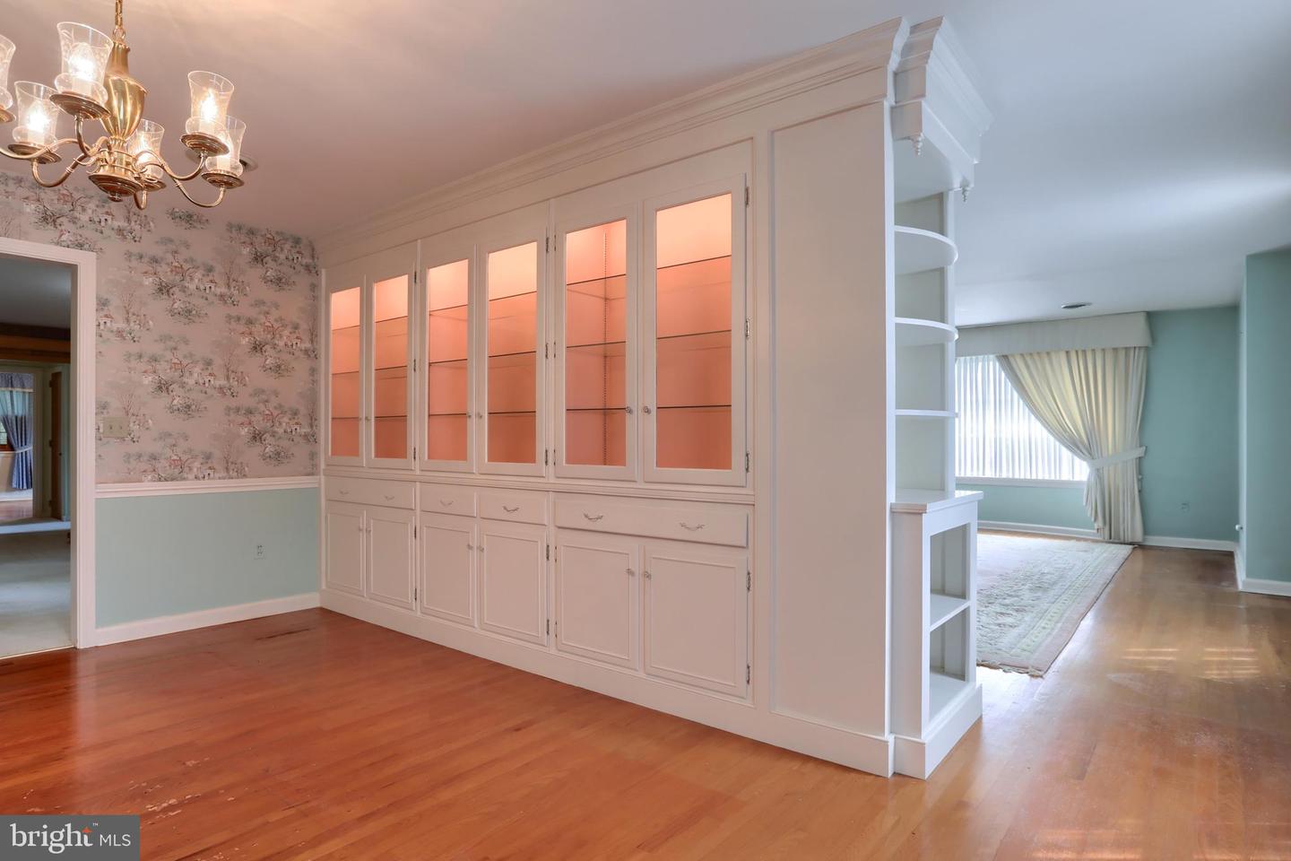 267 Redwood St