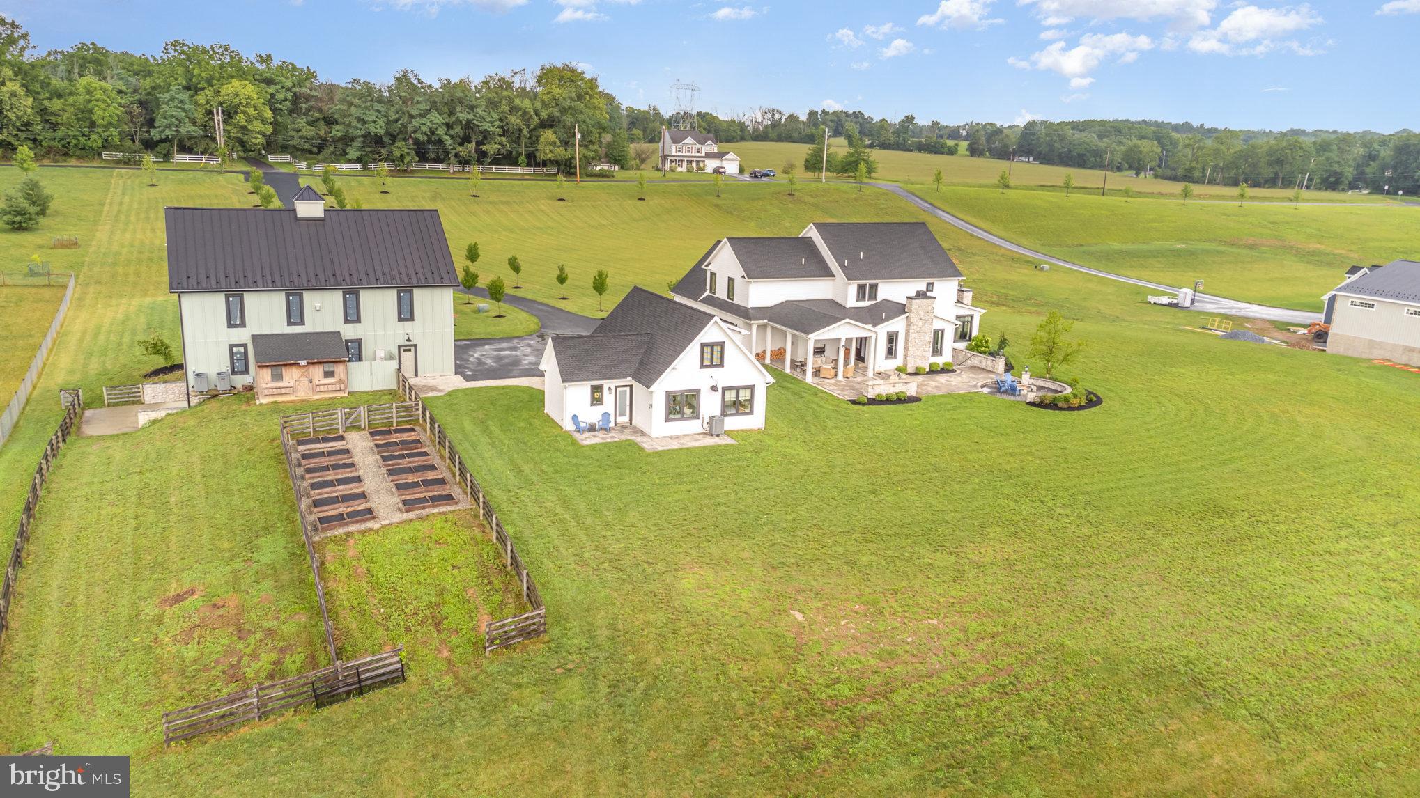 7019 Devonshire Heights Rd