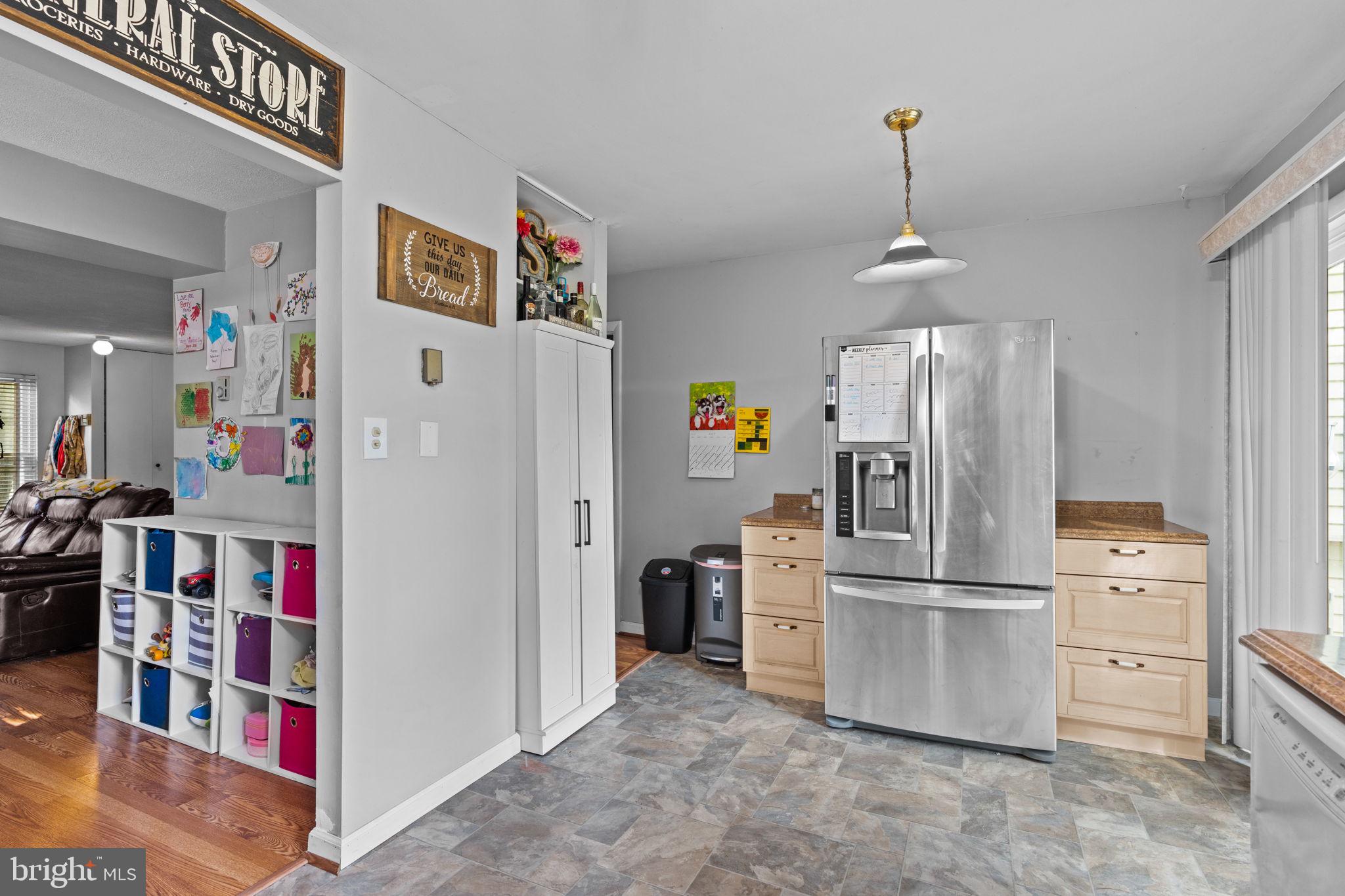 6493 Heatherfield Way