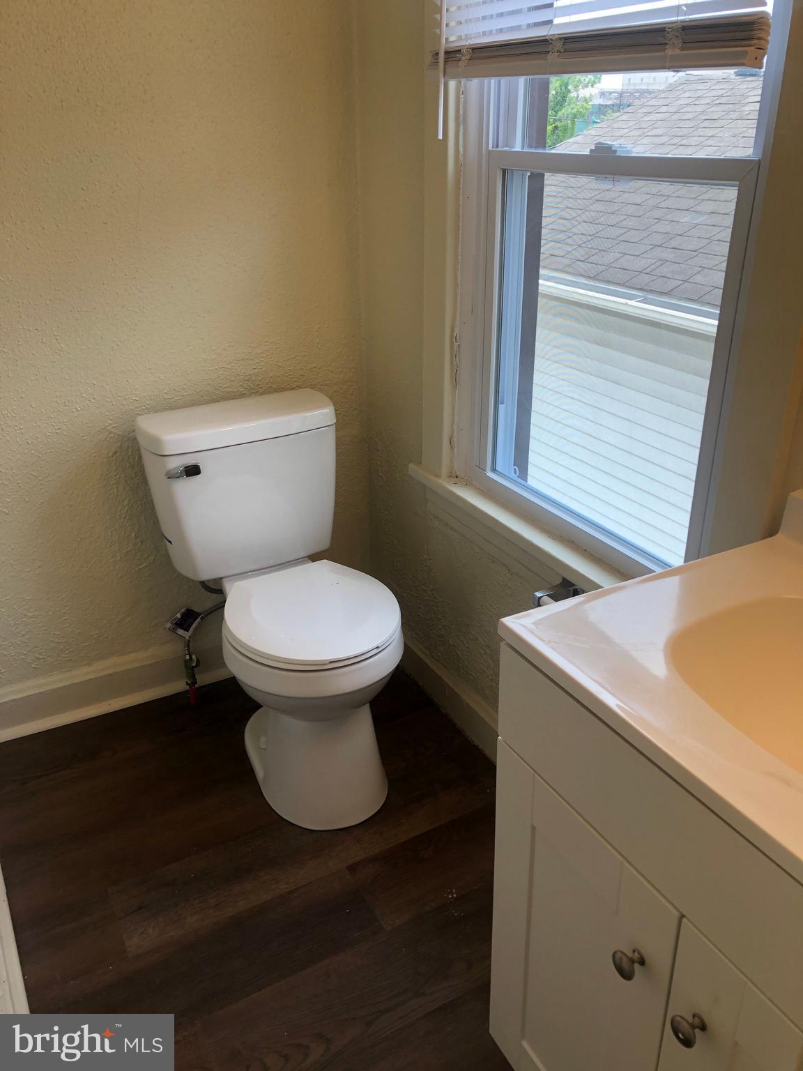 392 S 2nd St