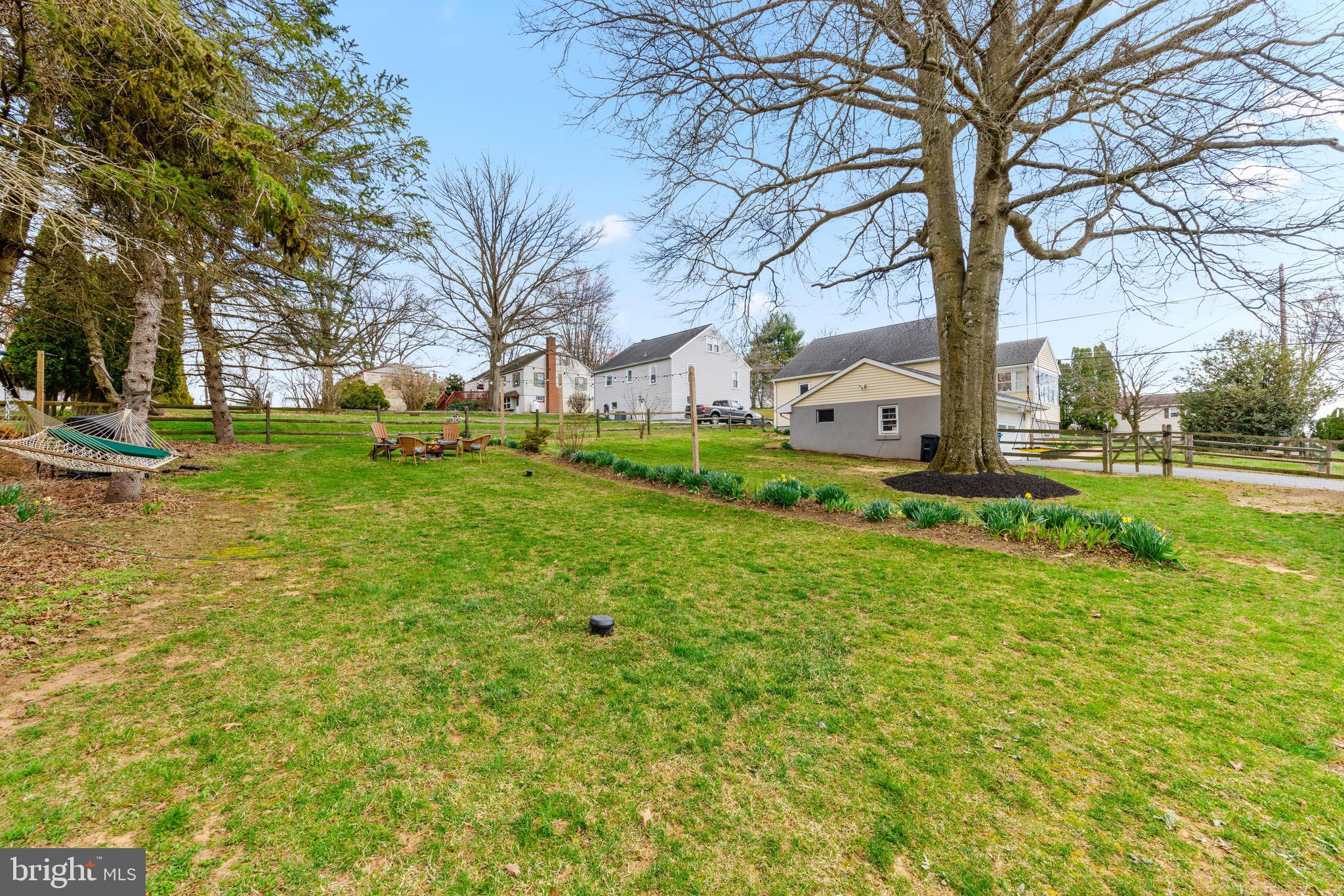 460 Douglas Rd