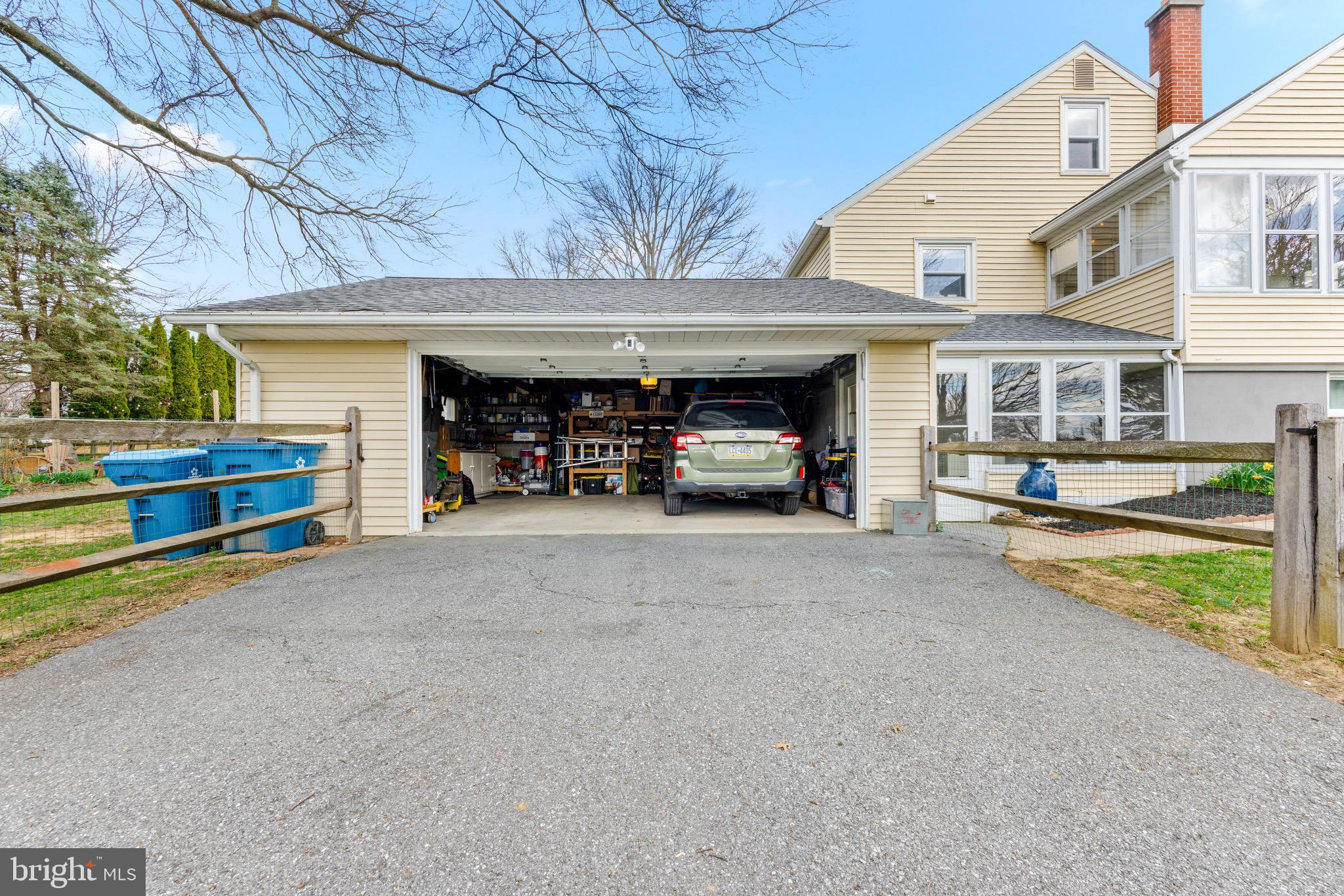 460 Douglas Rd
