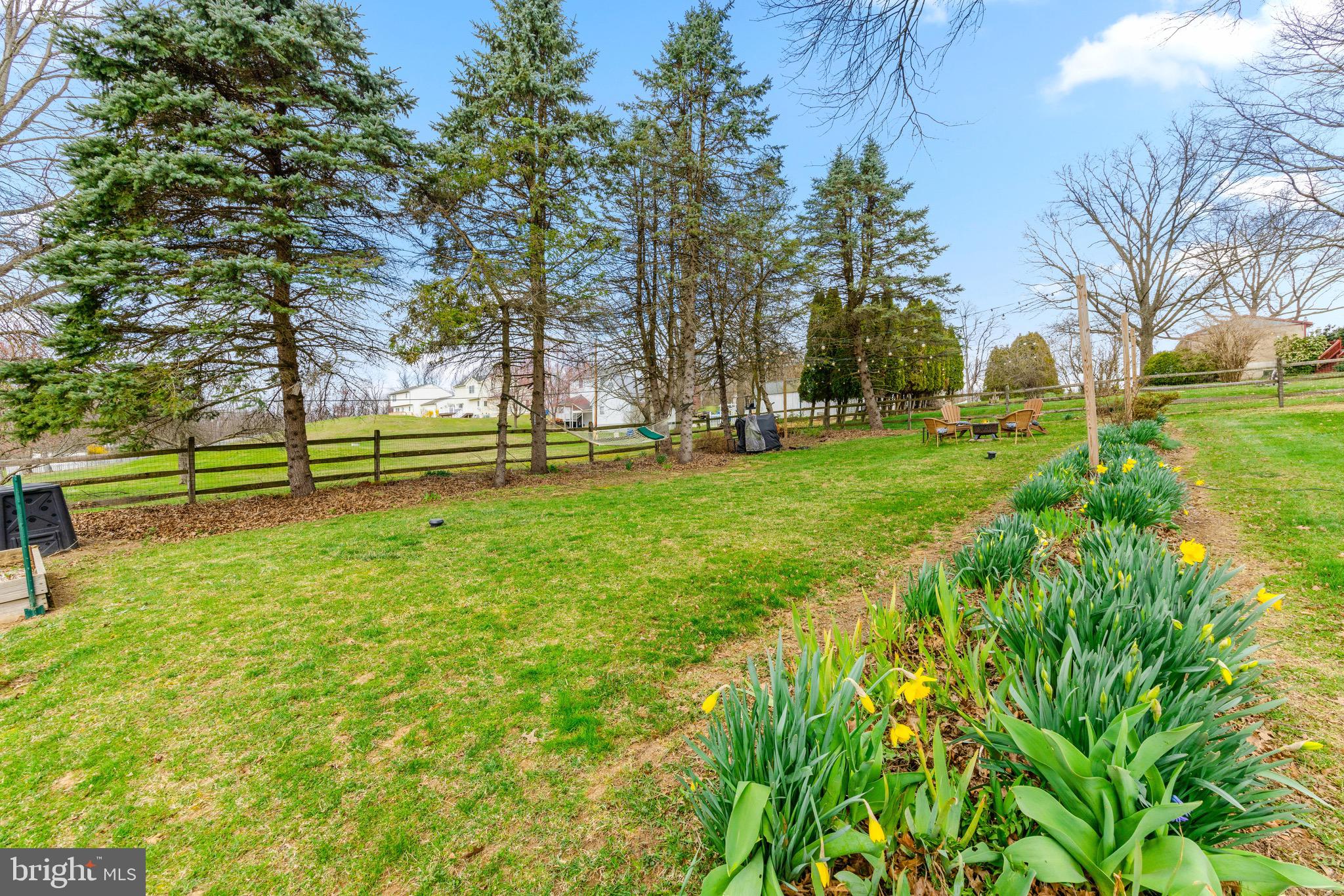 460 Douglas Rd