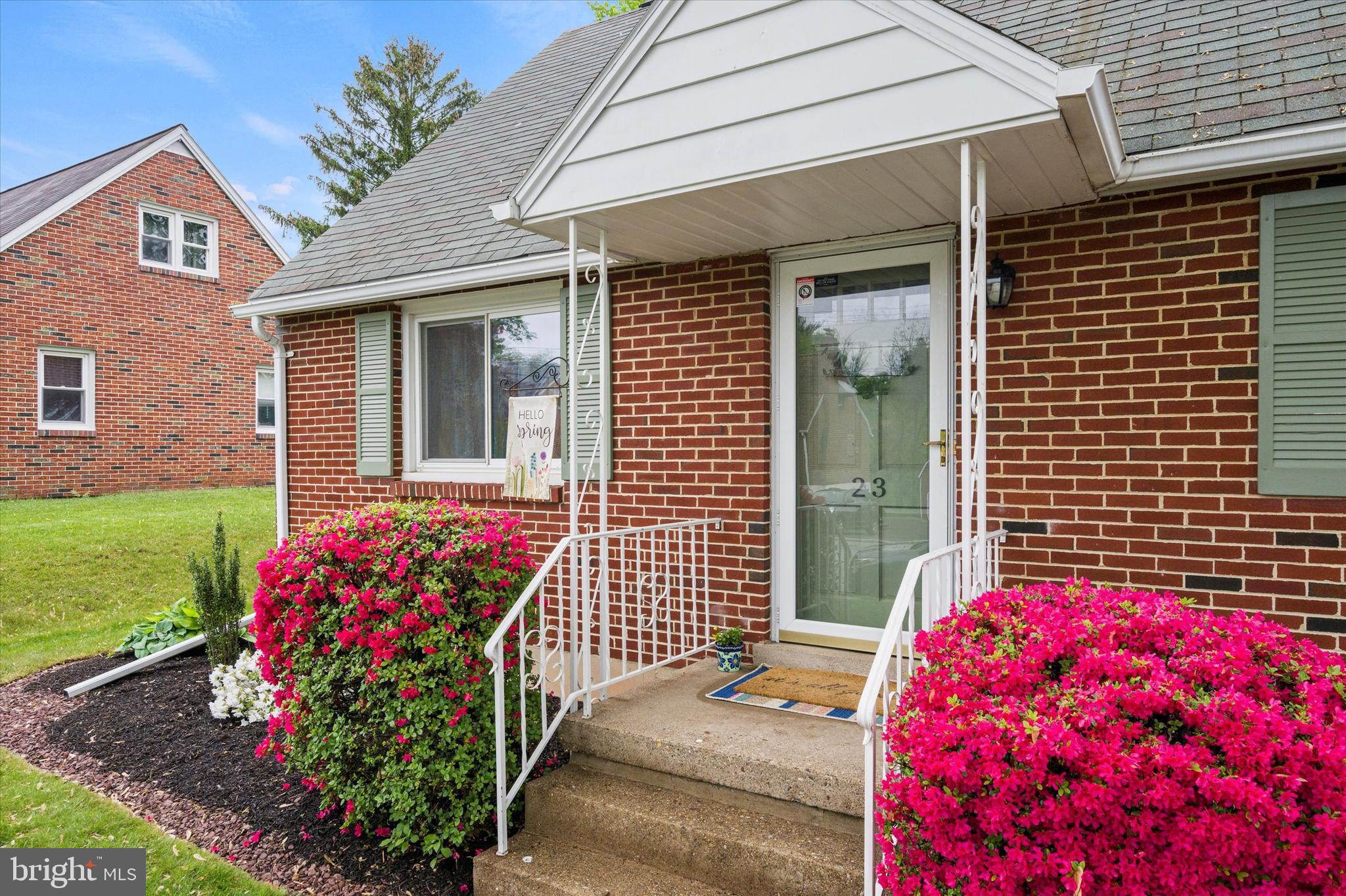 23 State Dr