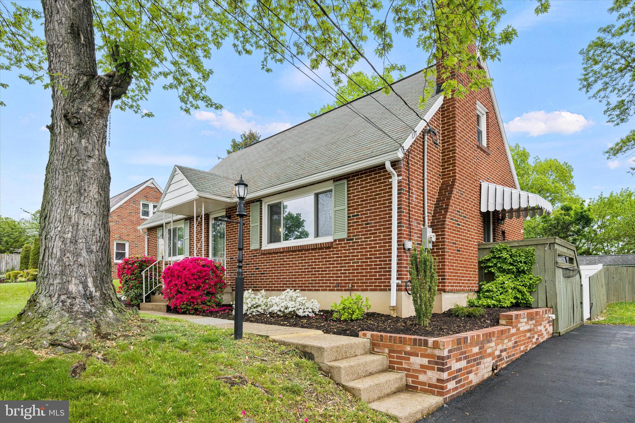 23 State Dr