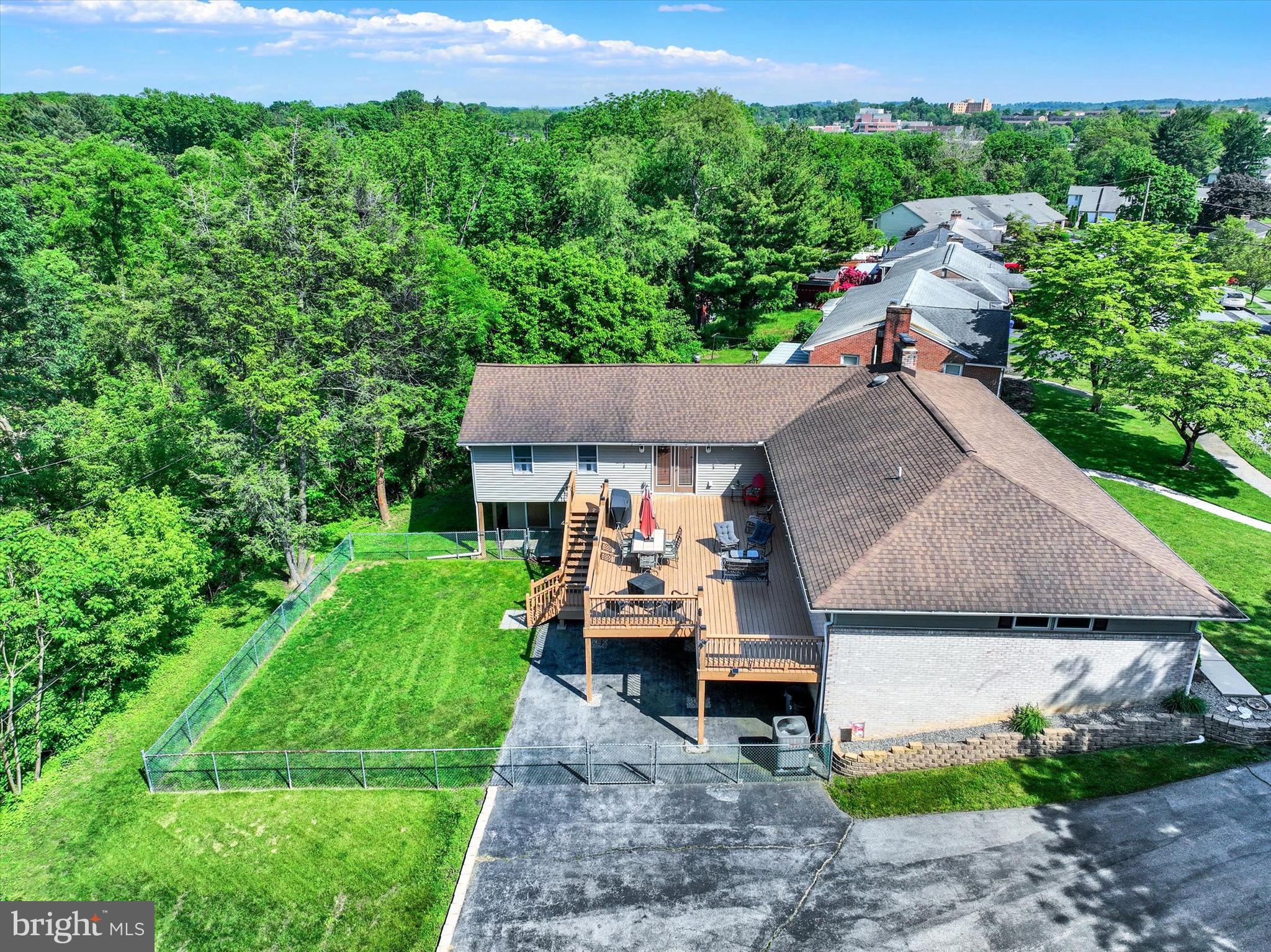 4030 Nancy Dr