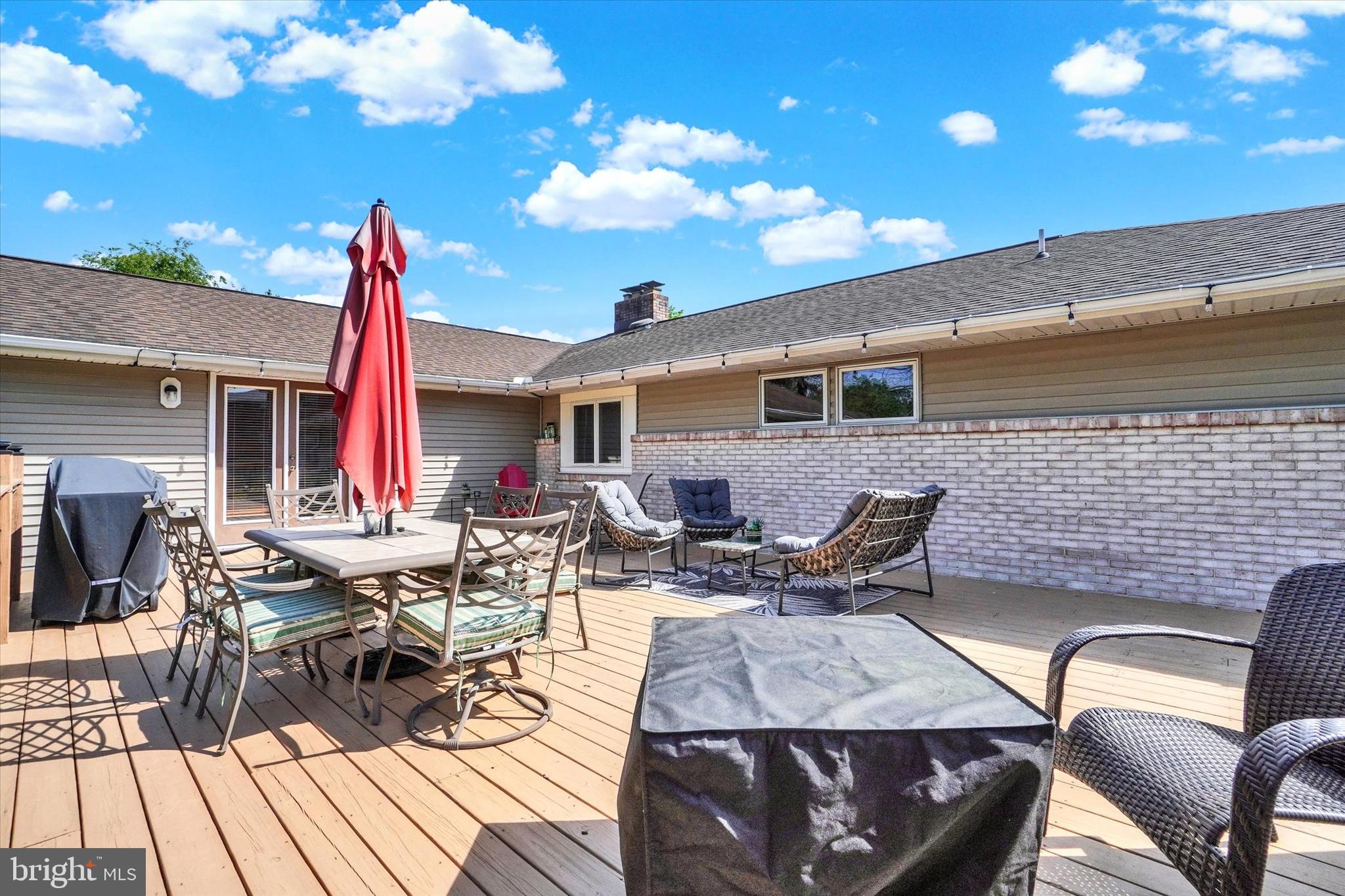 4030 Nancy Dr
