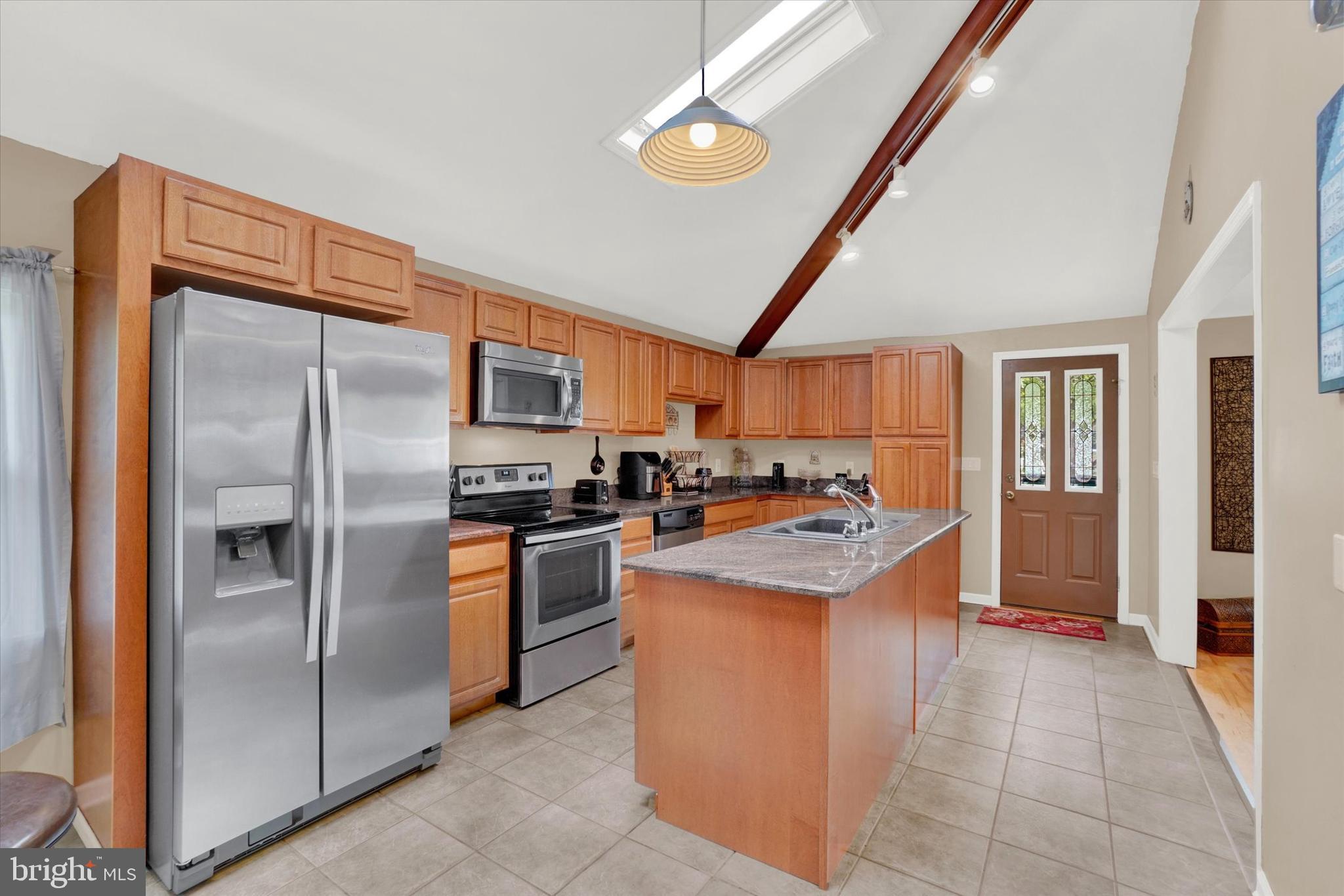 4030 Nancy Dr