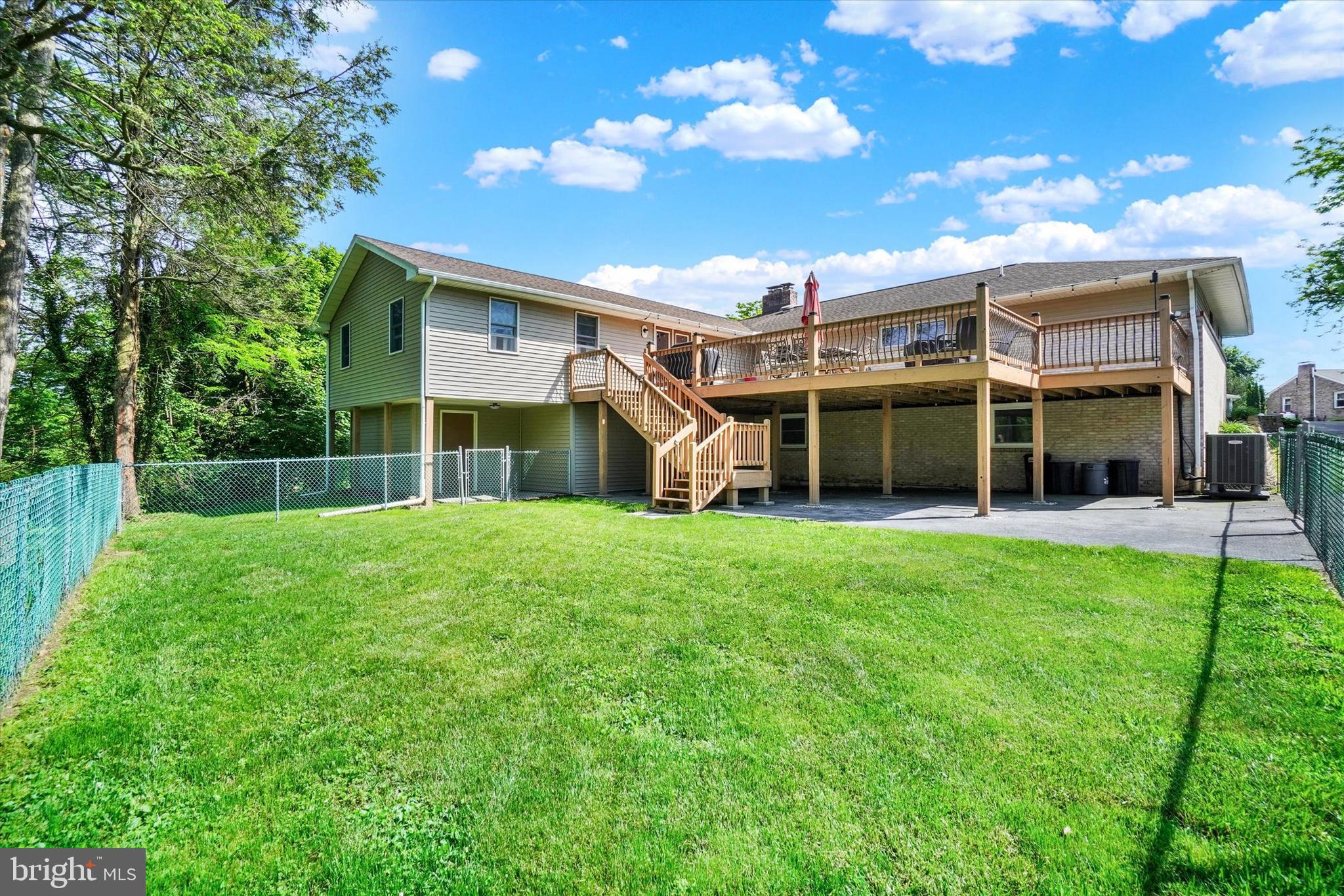 4030 Nancy Dr