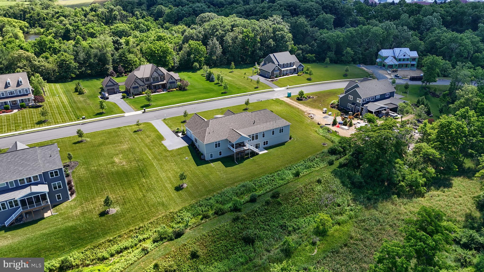 125 Willow Creek Ln
