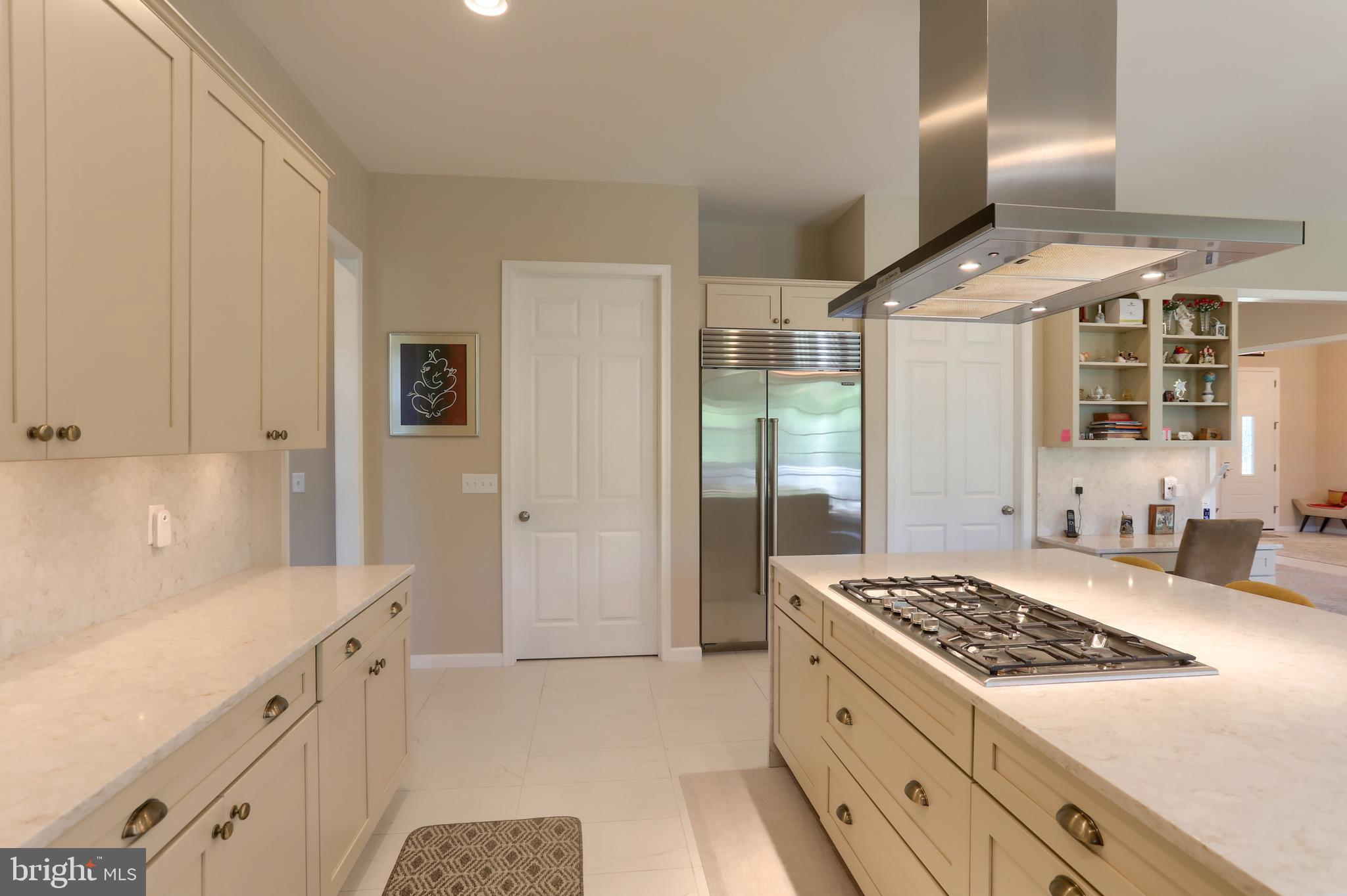 125 Willow Creek Ln