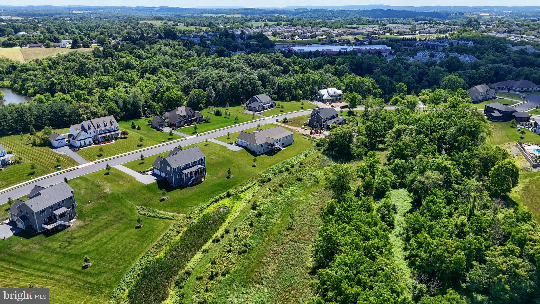 125 Willow Creek Ln