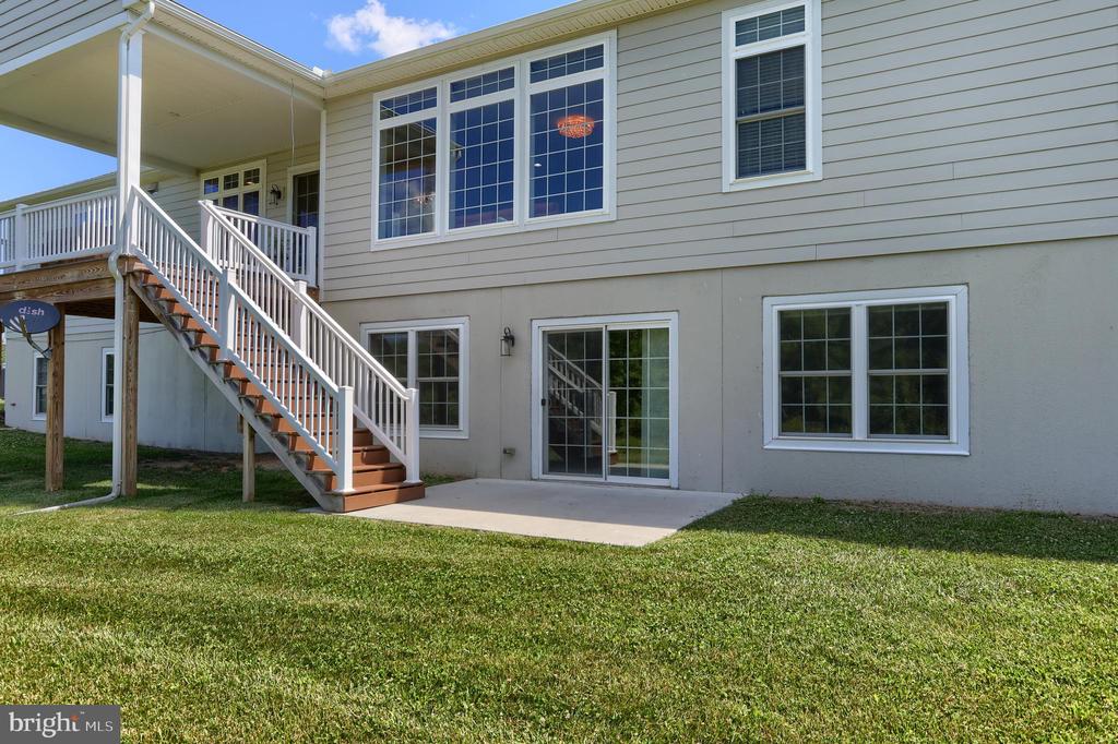 125 Willow Creek Ln