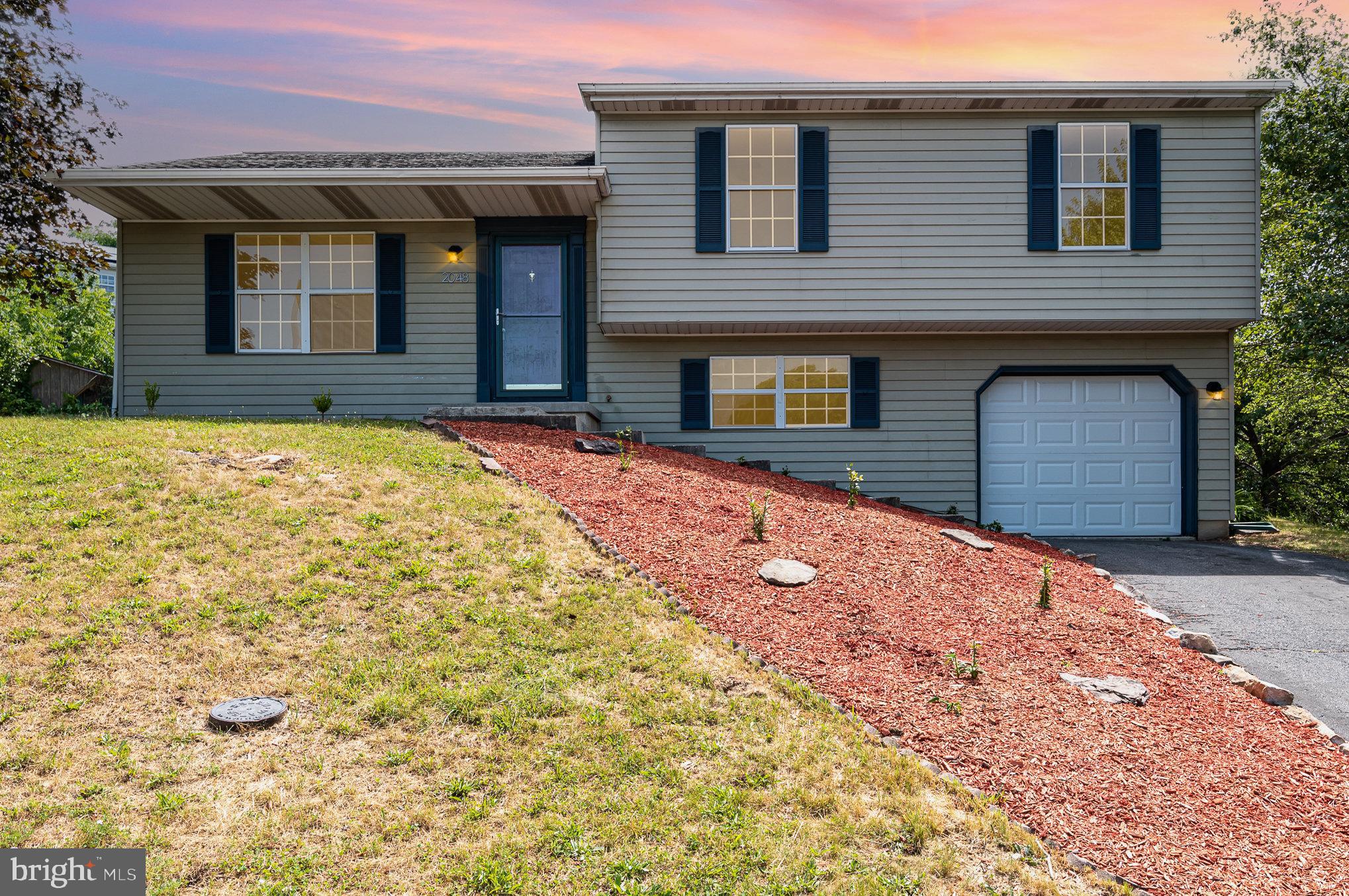 2048 Deer Path Rd