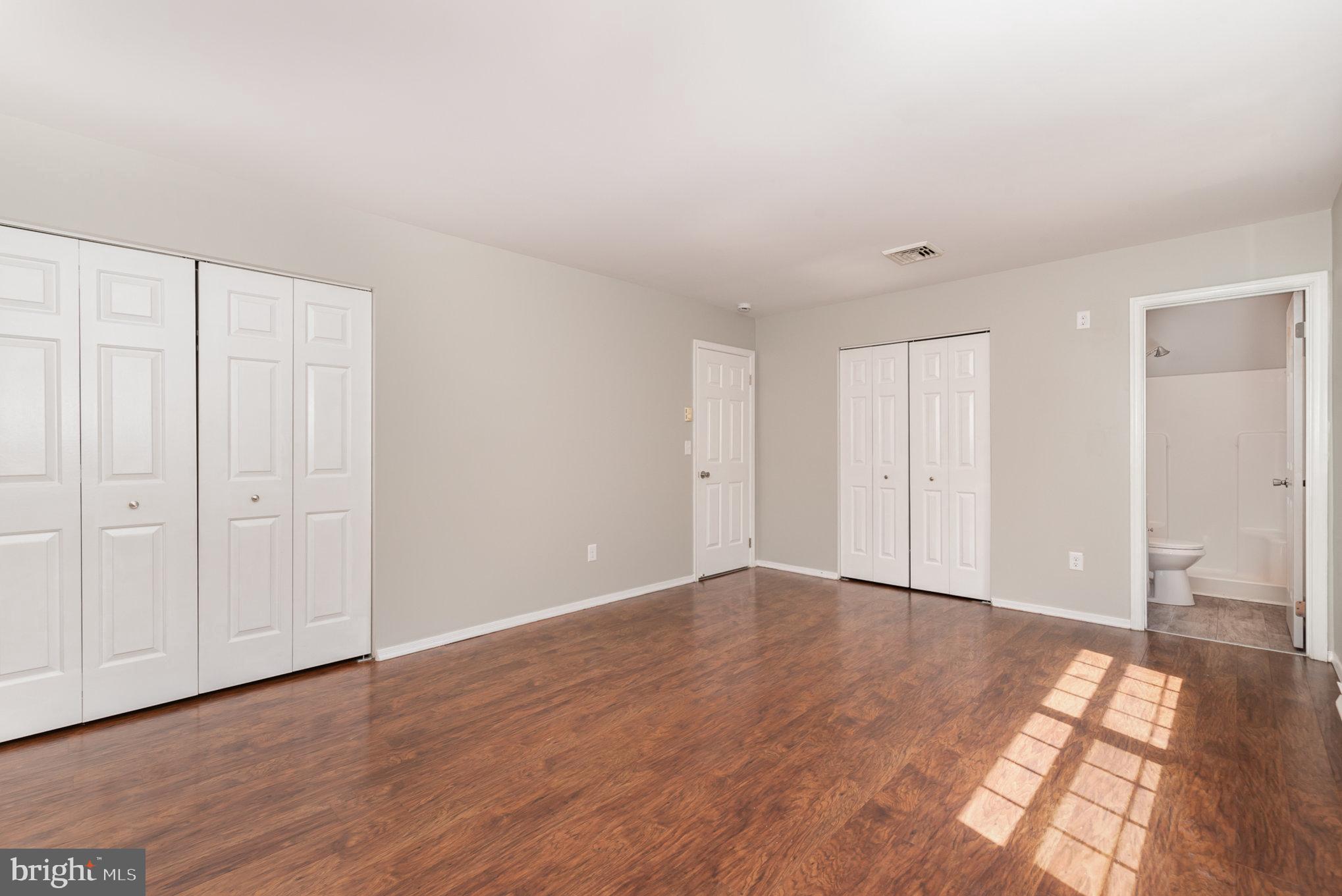 2048 Deer Path Rd