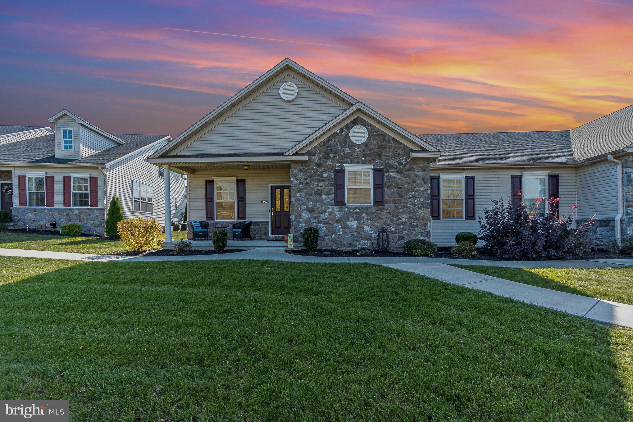 6942 Brei Cir