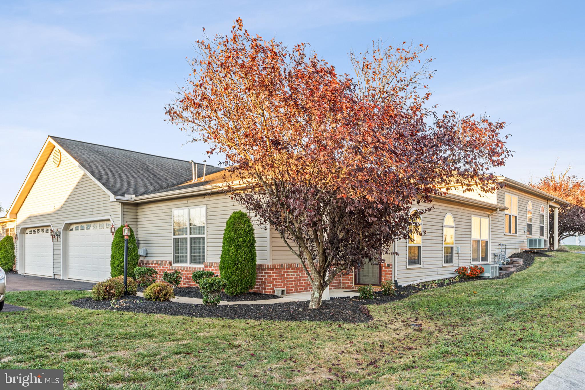 199 Meadowview Dr