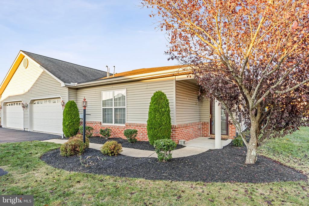 199 Meadowview Dr