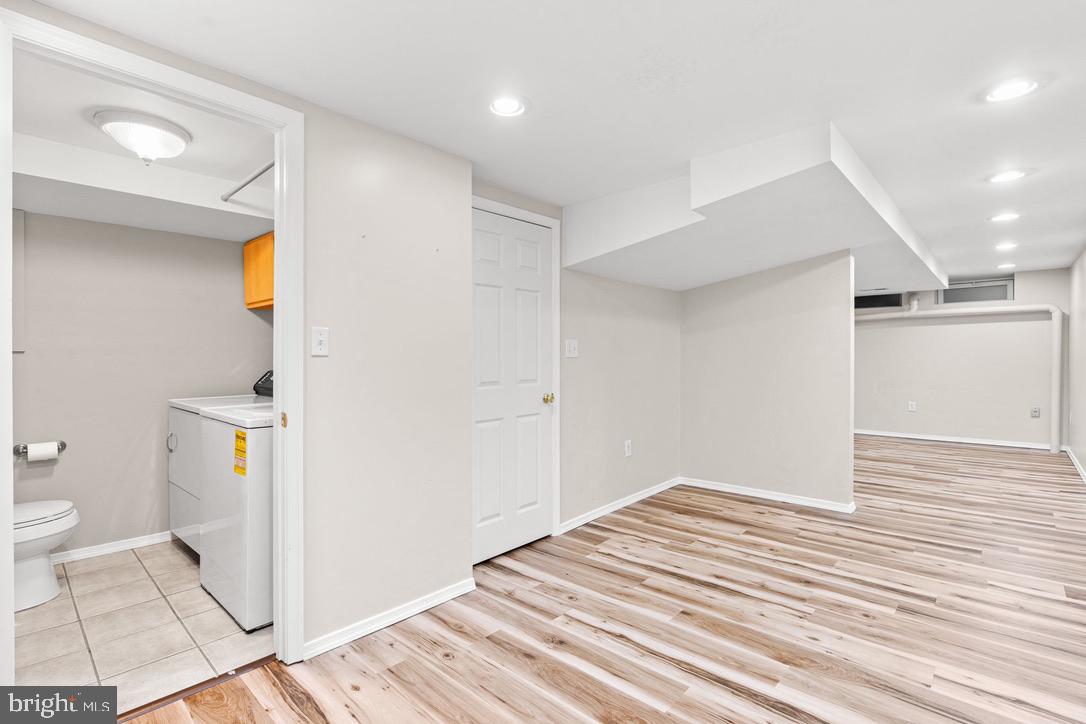 2477 Harris Ter