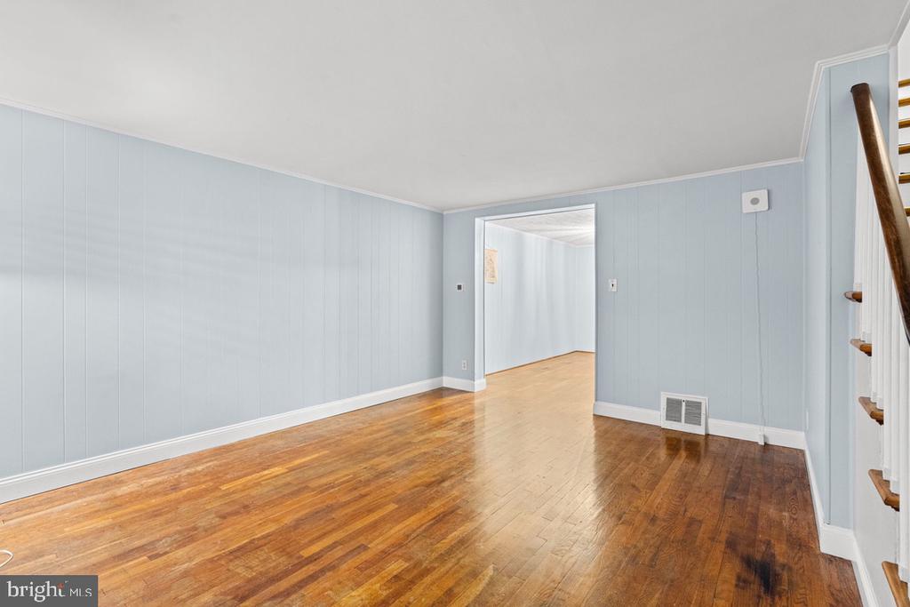 2477 Harris Ter
