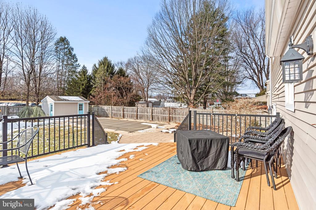 114 Lopax Rd